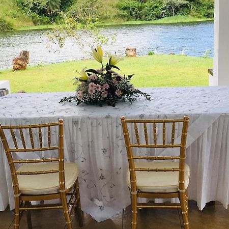 Hotel Vista Lago Santiago Ngoại thất bức ảnh